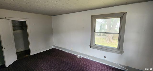 401 W ELLIOTT Avenue, Springfield, IL 62702