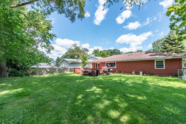 1810 THOMPSON Avenue, Zion, IL 60099