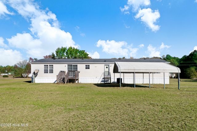 230 Fox Run Drive, Pikeville, NC 27863