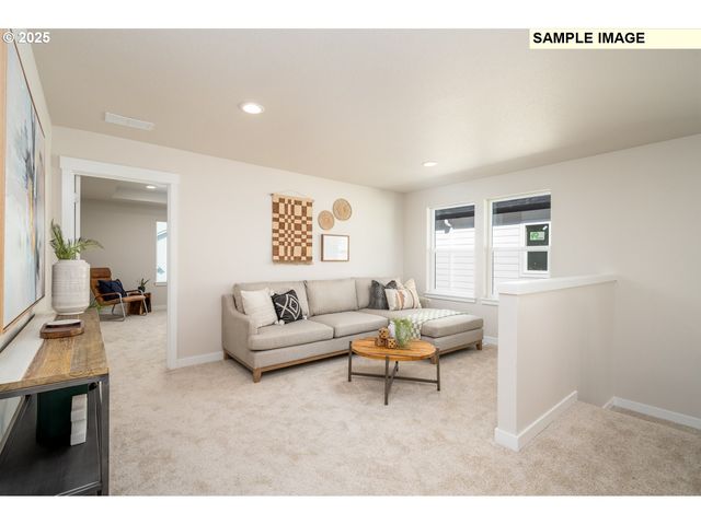 207 N 89TH Loop 242, Ridgefield, WA 98642