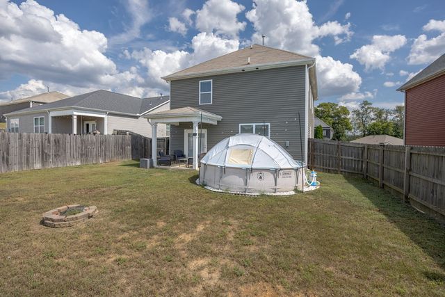 717 Prominence Rd, Columbia, TN 38401