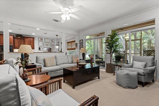 503 Breezeway LN, Georgetown, TX 78633