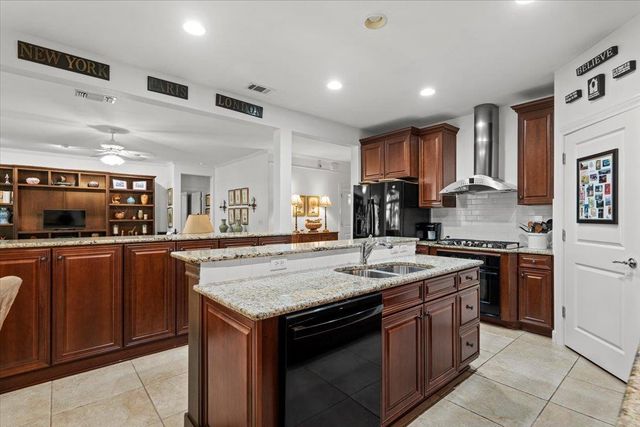 503 Breezeway LN, Georgetown, TX 78633