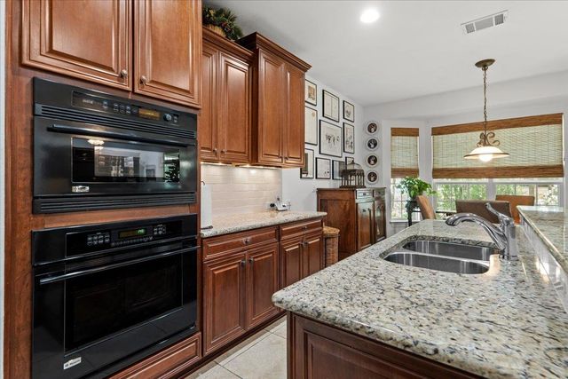 503 Breezeway LN, Georgetown, TX 78633