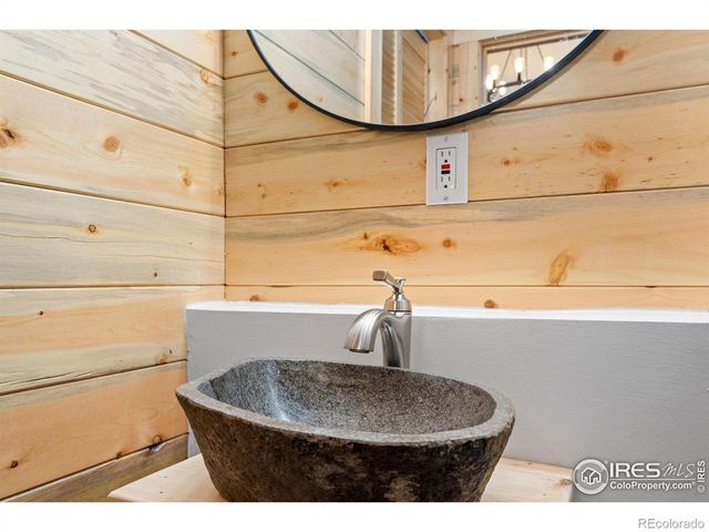 6781 County Road 43, Glen Haven, CO 80532