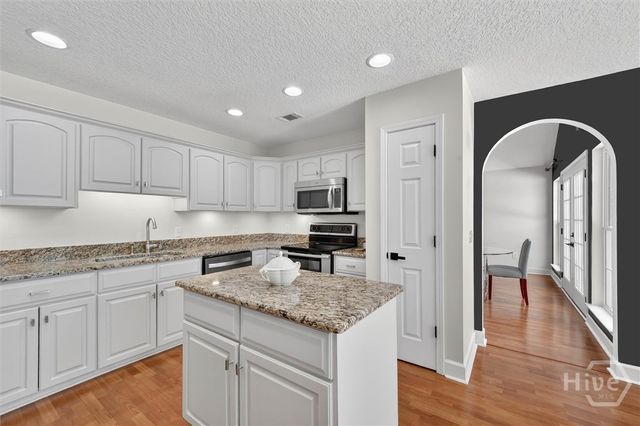 176 Cathy Lane, Ludowici, GA 31316