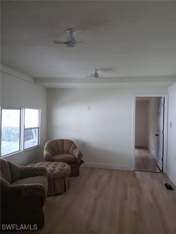 11 Muleshoe TRL 253, Naples, FL 34113
