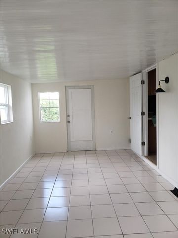 11 Muleshoe TRL 253, Naples, FL 34113