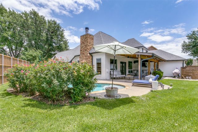 5 Rushing Creek Court, Trophy Club, TX 76262