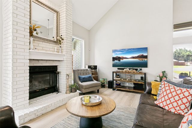 5 Rushing Creek Court, Trophy Club, TX 76262