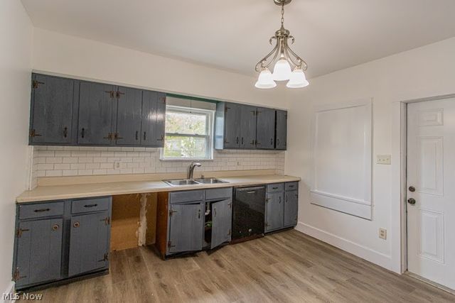 154 S Schenley Avenue, Youngstown, OH 44509