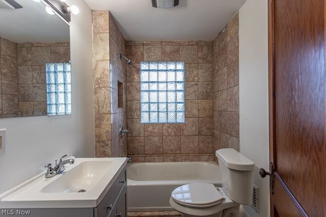 154 S Schenley Avenue, Youngstown, OH 44509