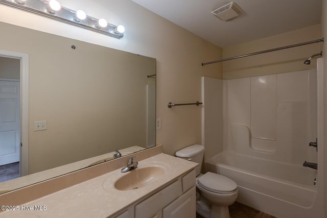 71 Precious Memories Lane, Elizabethtown, NC 28337