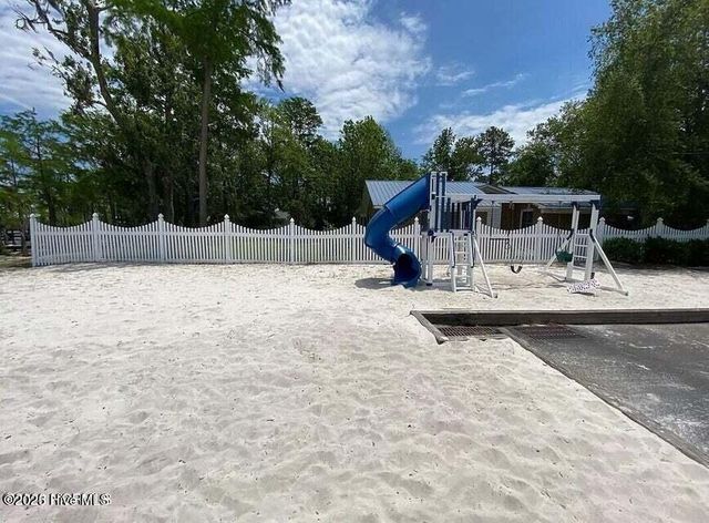 71 Precious Memories Lane, Elizabethtown, NC 28337