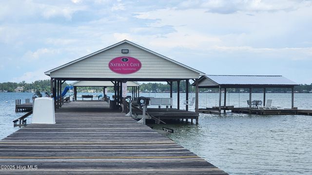 71 Precious Memories Lane, Elizabethtown, NC 28337