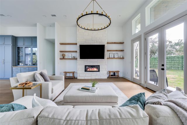 21408 Lakefront DR, Lago Vista, TX 78645