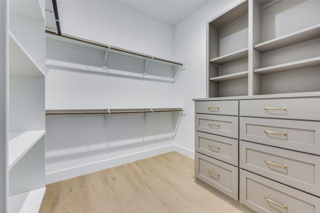 21408 Lakefront DR, Lago Vista, TX 78645