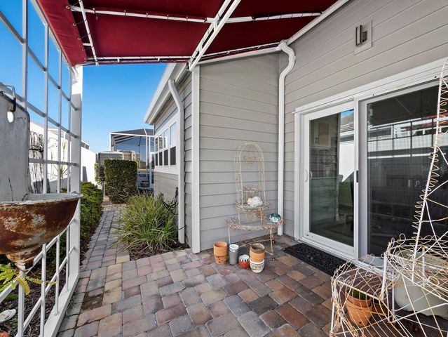 3435 WINDING OAKS DRIVE 18, Longboat Key, FL 34228