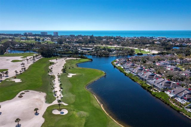 3435 WINDING OAKS DRIVE 18, Longboat Key, FL 34228