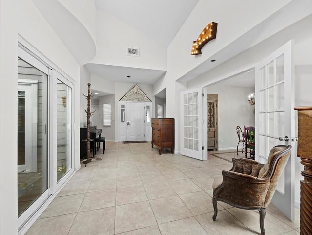 3435 WINDING OAKS DRIVE 18, Longboat Key, FL 34228