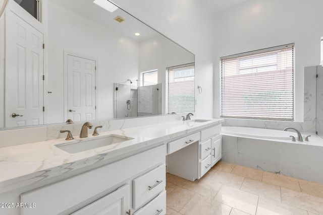 3138 W RAVINA Lane, Anthem, AZ 85086