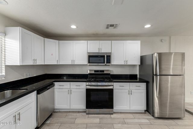 1934 E MONTE VISTA Road, Phoenix, AZ 85006