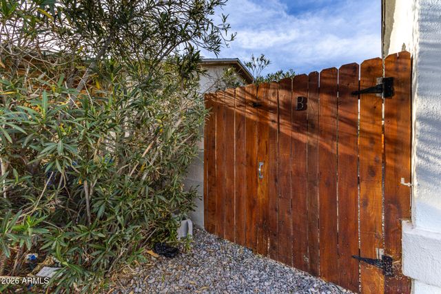 1934 E MONTE VISTA Road, Phoenix, AZ 85006