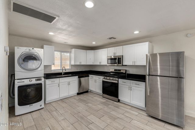 1934 E MONTE VISTA Road, Phoenix, AZ 85006