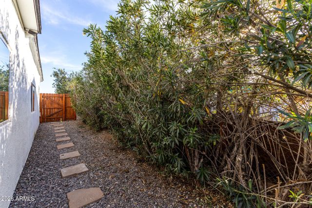 1934 E MONTE VISTA Road, Phoenix, AZ 85006