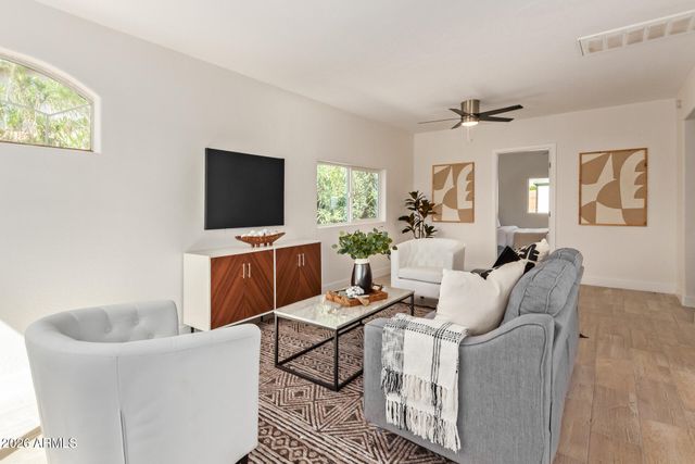 1934 E MONTE VISTA Road, Phoenix, AZ 85006