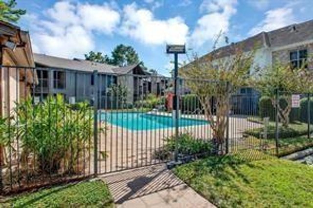 12755 Mill Ridge Drive 208, Cypress, TX 77429