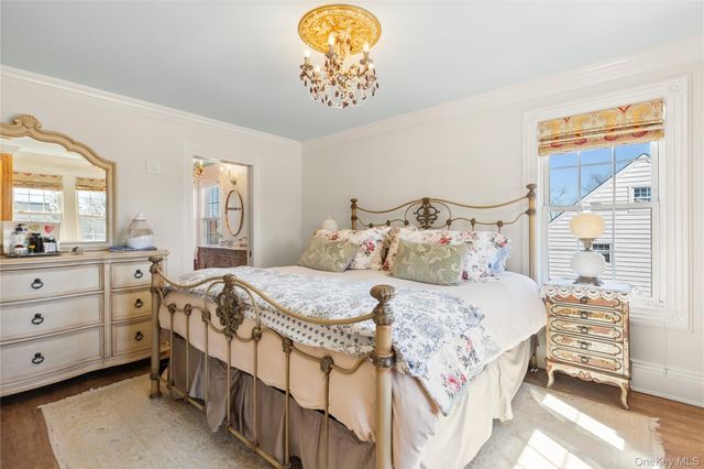 59 Purdy Lane, Amityville, NY 11701