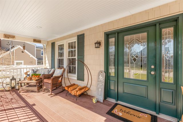 59 Purdy Lane, Amityville, NY 11701