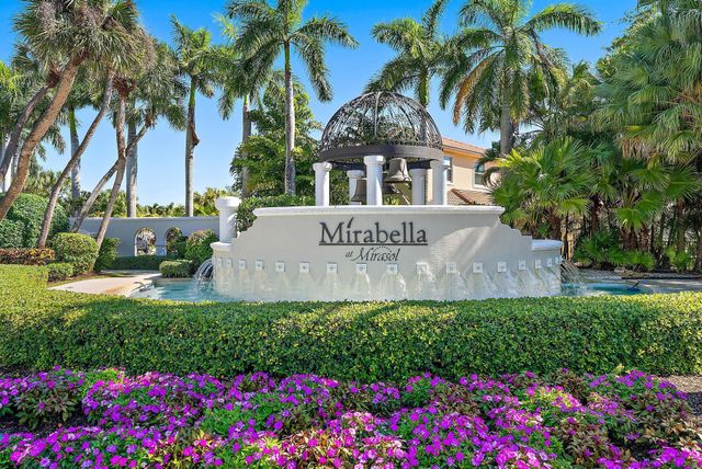 101 Casa Grande Court, Palm Beach Gardens, FL 33418