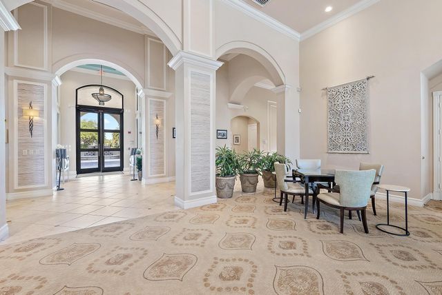 101 Casa Grande Court, Palm Beach Gardens, FL 33418