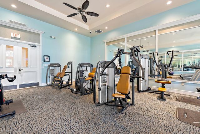 101 Casa Grande Court, Palm Beach Gardens, FL 33418