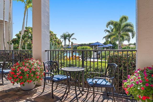 101 Casa Grande Court, Palm Beach Gardens, FL 33418