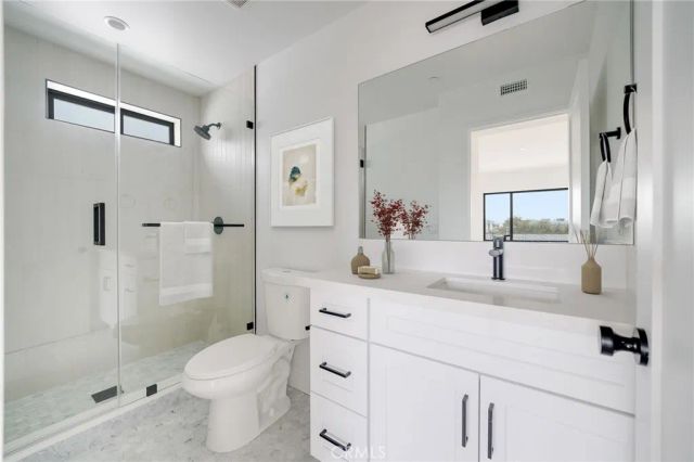 1334 9th Street, Santa Monica, CA 90401