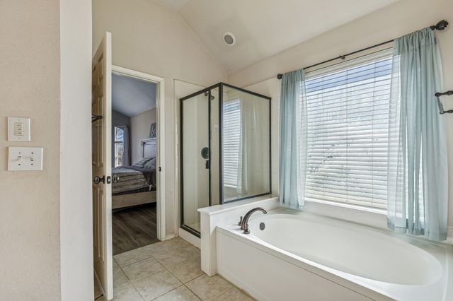 6713 Alderbrook Drive, Denton, TX 76210