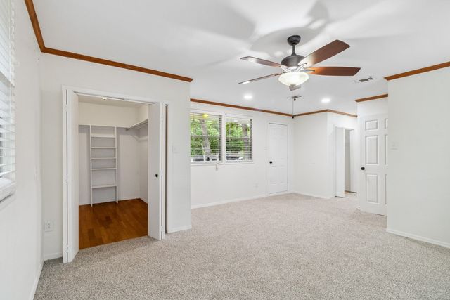 2328 Wildwood Way, Tool, TX 75143
