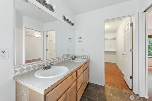 18919 Eastwood Avenue E, Puyallup, WA 98375