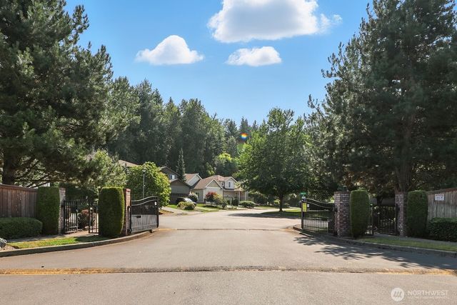 18919 Eastwood Avenue E, Puyallup, WA 98375