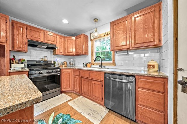 462386 E 1026 Road, Sallisaw, OK 74955