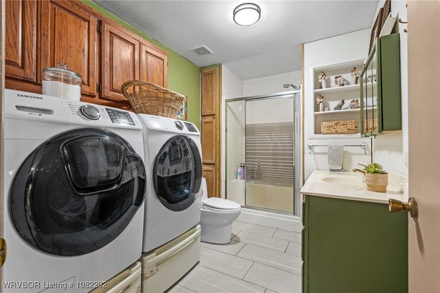 462386 E 1026 Road, Sallisaw, OK 74955