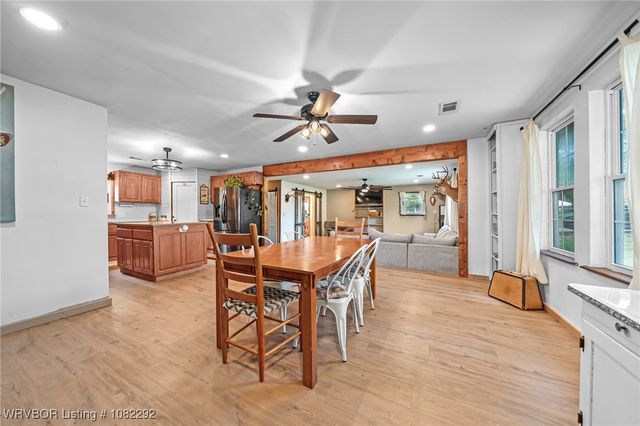 462386 E 1026 Road, Sallisaw, OK 74955