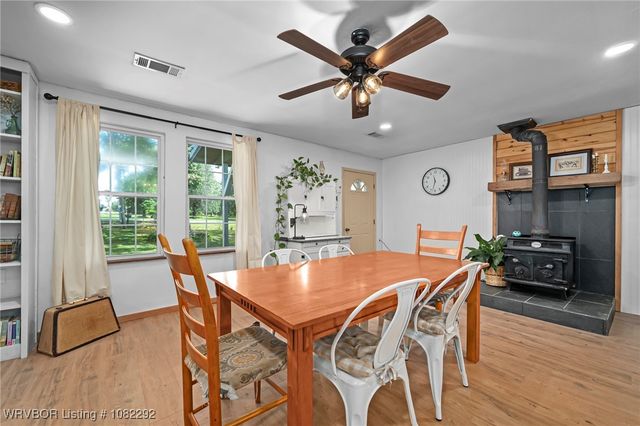 462386 E 1026 Road, Sallisaw, OK 74955