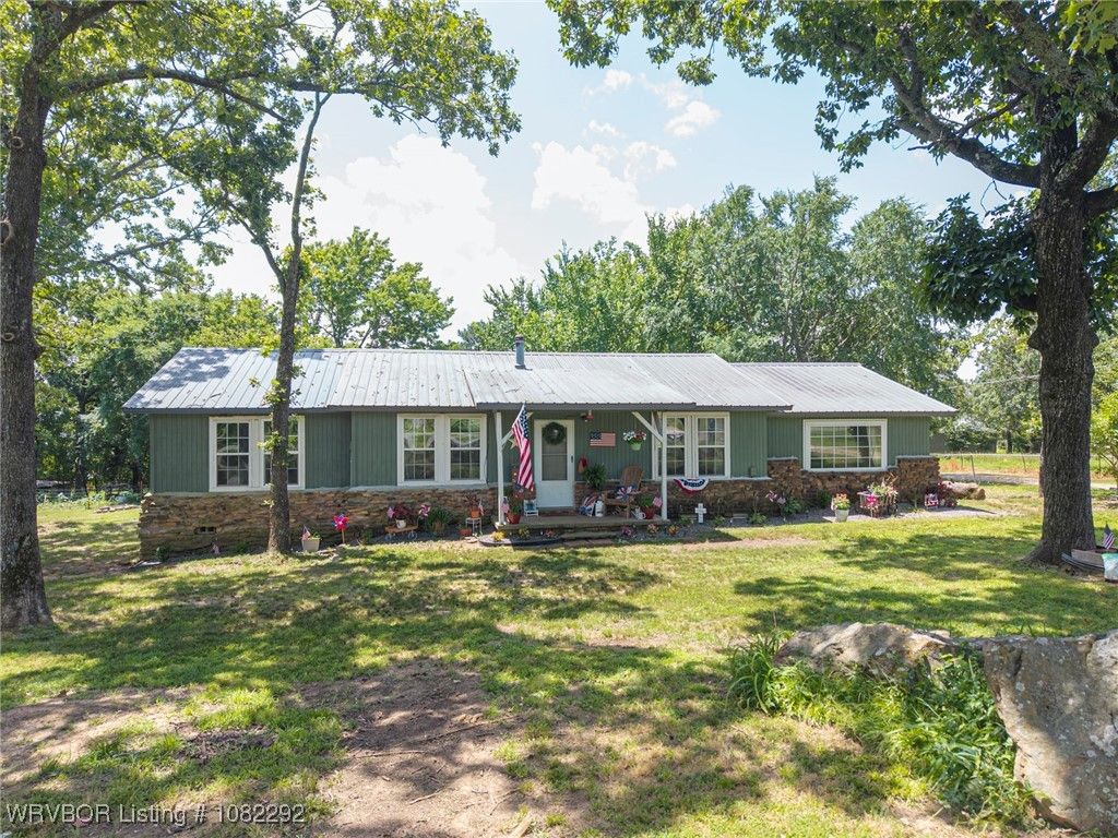 462386 E 1026 Road, Sallisaw, OK 74955