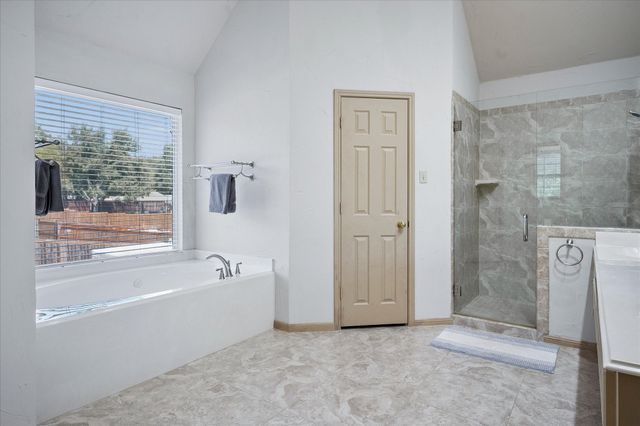 1211 Laguna Place, Carrollton, TX 75006