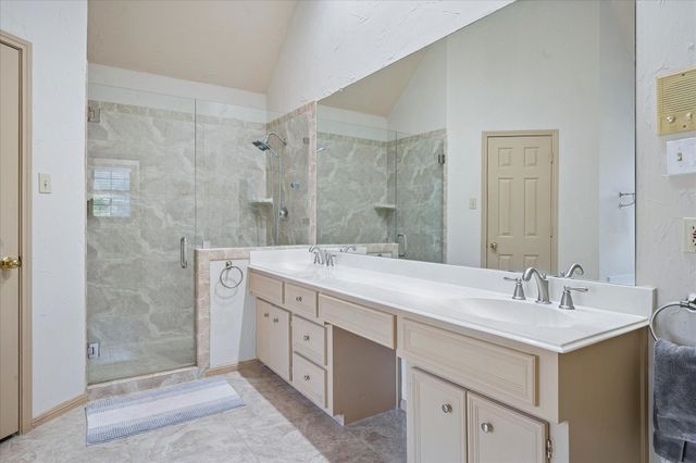1211 Laguna Place, Carrollton, TX 75006