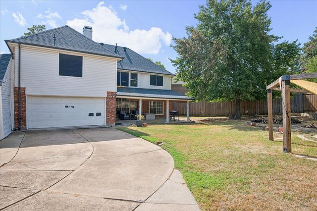 1211 Laguna Place, Carrollton, TX 75006